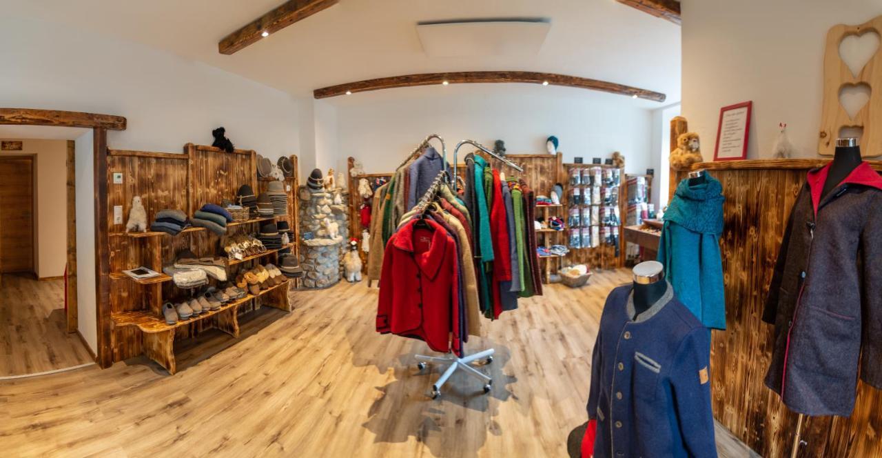 Gasthof Appartements Gamskar バードガシュタイン エクステリア 写真